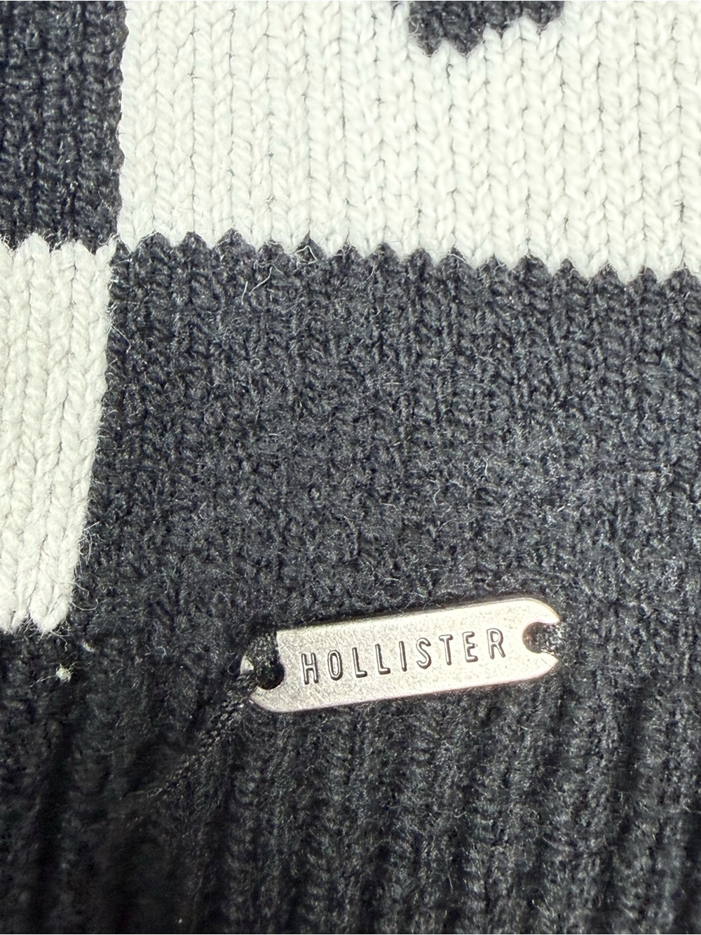 Hollister XS Black White Checkered Flower Crop Sweater - Y2K Cozy Knit - Picture 6 of 11
